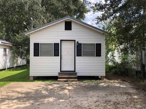 704 Ash St, Franklin, LA, 70538-5308 | Card Image