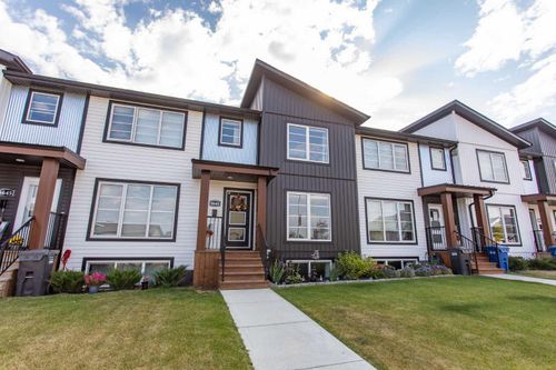 5641 Vista Trail, Blackfalds, AB, T4M0N2 | Card Image