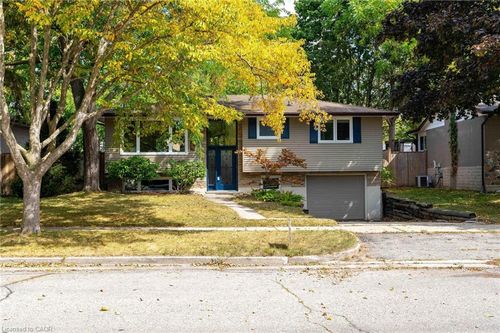 78 Tupper Cres, Kitchener, ON, N2B2X9 | Card Image