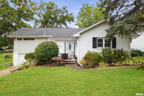 117 Greenlawn Ct, East Peoria, IL, 61611-2256 | Card Image