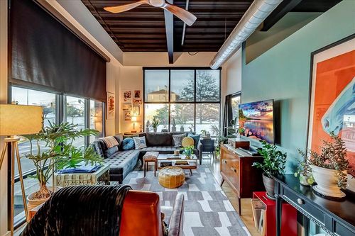 223-350 E Short St, Lexington, KY, 40507-1904 | Card Image