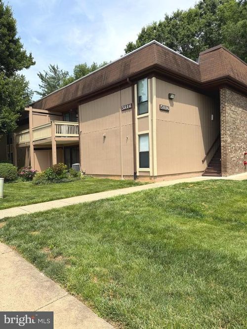 p-5816 Royal Ridge Dr, SPRINGFIELD, VA, 22152-1028 | Card Image