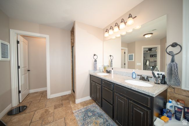 363 2800, House other with 6 bedrooms, 4 bathrooms and 9 parking in Vernal UT | Image 15