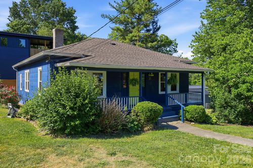 21 Clemmons St, Asheville, NC, 28801-3805 | Card Image
