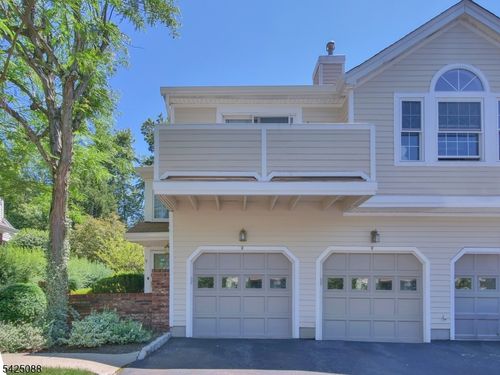 9 Teal Ln, Bedminster, NJ, 07921-2014 | Card Image