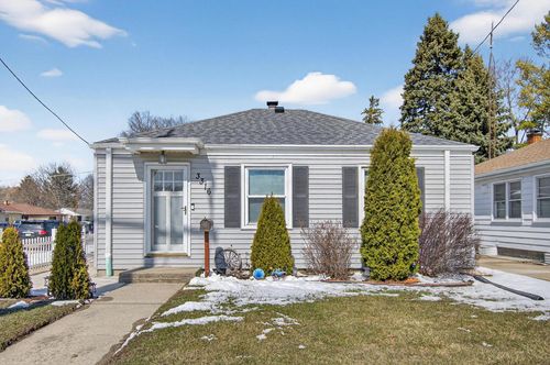 3316 Durand Avenue, RACINE, WI, 53405 | Card Image
