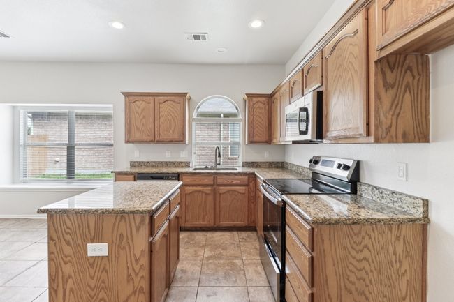 5901 Ozark Dr, House other with 3 bedrooms, 2 bathrooms and null parking in Fort Worth TX | Image 8
