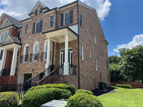 57-3018 Montclair Cir Se, Smyrna, GA, 30080-3795 | Card Image