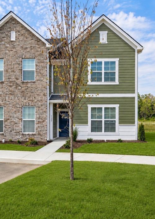 121 Floyd Jct, Lebanon, TN, 37087-6009 | Card Image