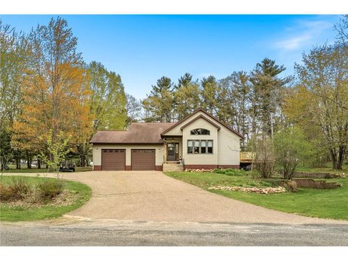 2418 Panorama Rd, Menomonie, WI, 54751-1111 | Card Image