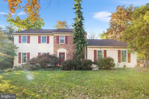 511 Faith Dr, NORRISTOWN, PA, 19403-3913 | Card Image