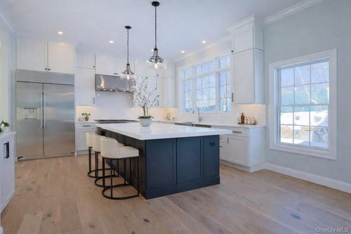 50 Austin Pl, Briarcliff Manor, NY, 10510-2642 | Card Image