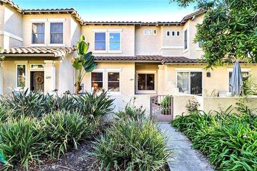 6289 Citracado Cir, Carlsbad, CA, 92009-2285 | Card Image