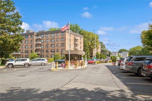 apt-5a-4 Birchwood Ct, Mineola, NY, 11501-4514 | Card Image