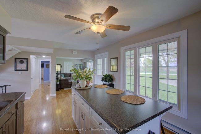 7434 Wellington Road 10, House other with 3 bedrooms, 2 bathrooms and 10 parking in Moorefield ON | Image 12