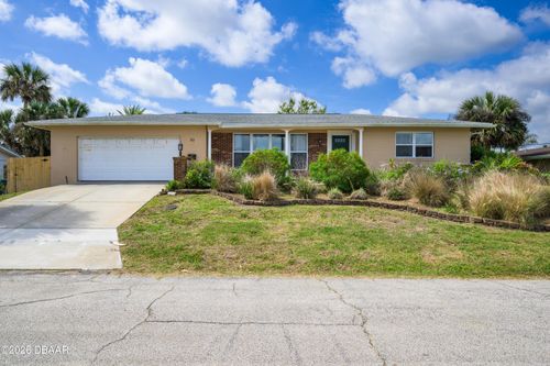 30 Silk Oaks Dr, Ormond Beach, FL, 32176-3123 | Card Image
