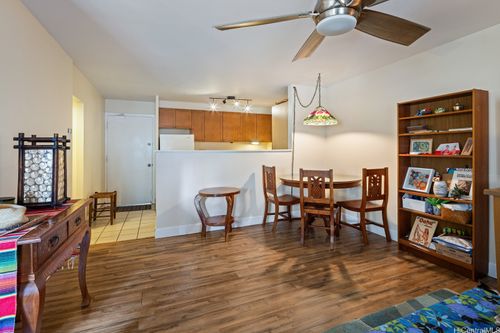 504-411 Kaiolu St, Honolulu, HI, 96815-2226 | Card Image