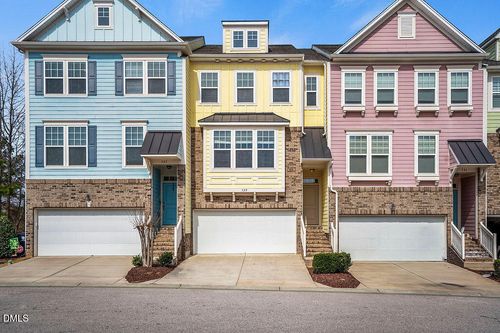 529 Metro Sta, Apex, NC, 27502-2474 | Card Image