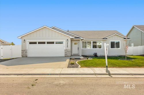 2127 Justine Ct, Fruitland, ID, 83619-1070 | Card Image
