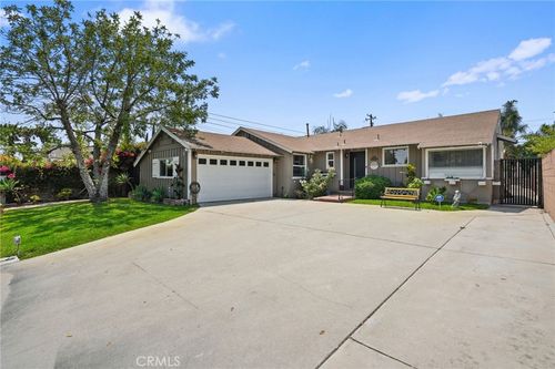 8745 Valjean Ave, North Hills, CA, 91343-6223 | Card Image