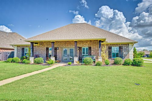 308 Rockrose Ln, Lake Jackson, TX, 77566-4558 | Card Image