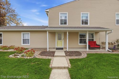 9433 Parkwood N, Davison, MI, 48423-1706 | Card Image