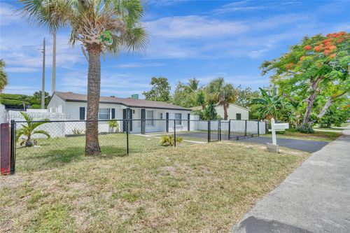 1610 S 29th Ave, Hollywood, FL, 33020-5628 | Card Image