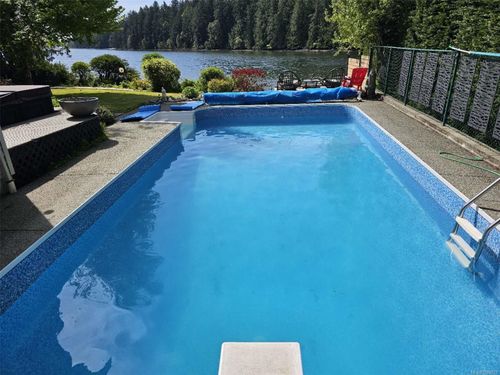 4712 Shell Beach Rd, Ladysmith, BC, V9G1L7 | Card Image