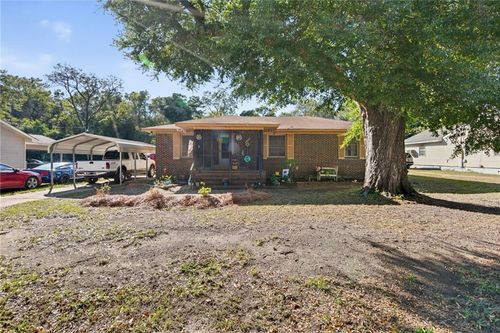 9 Grove Ln, Selma, AL, 36701-6438 | Card Image