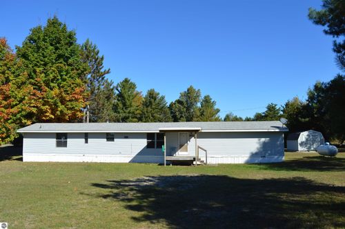 6017 Myers Rd Ne, Kalkaska, MI, 49646-9520 | Card Image