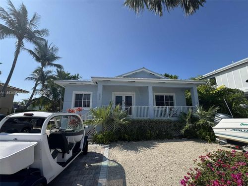 dr-241 W Seaview Dr, Marathon, FL, 33050-3829 | Card Image