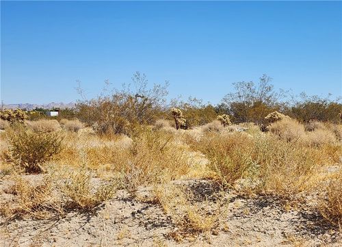 509 Baker Rd, Lucerne Valley, CA, 92356 | Card Image