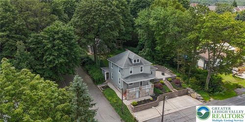 355 E Fell St, Summit Hill, PA, 18250-1307 | Card Image