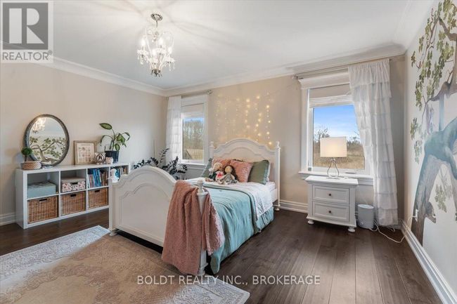 1107 Balfour St, House other with 6 bedrooms, 4 bathrooms and 6 parking in Fenwick ON | Image 27