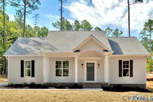 162 Tradewind Xing, Bracey, VA, 23919-2155 | Card Image