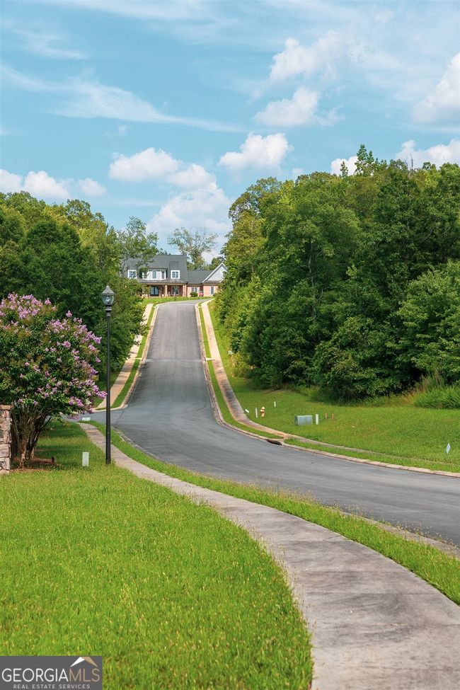 14 8 Shirley Lane, Sold in Rome Zoocasa