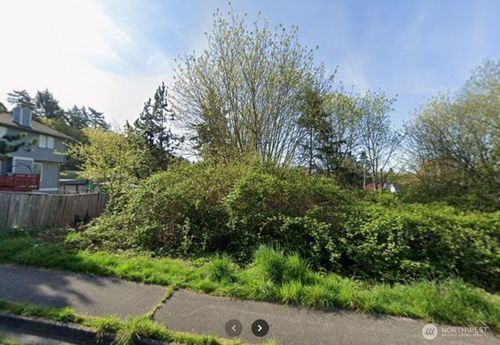 24406 24th Ave S, Des Moines, WA, 98198-4052 | Card Image