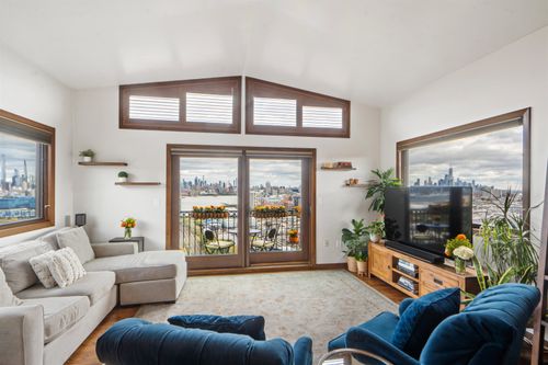 apt-3-1208 Palisade Ave, Union City, NJ, 07087-4280 | Card Image