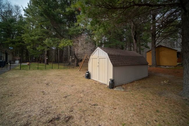 9155 Ivanhoe Dr, House other with 3 bedrooms, 3 bathrooms and null parking in Onekama MI | Image 5