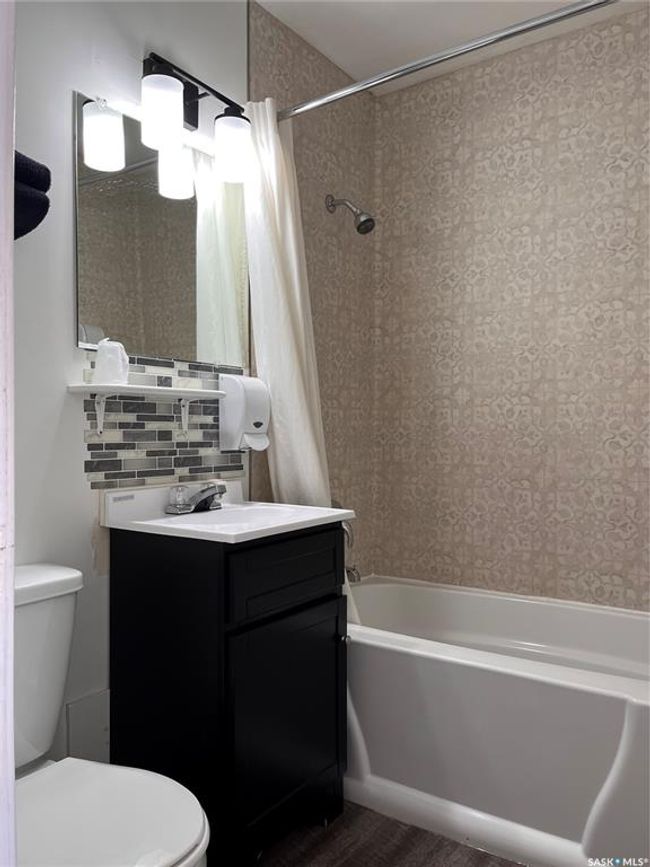 Room 17 | Image 26