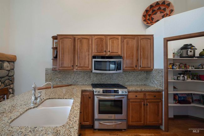 732 Morning Star Rd, Townhouse with 3 bedrooms, 4 bathrooms and 2 parking in Sun Valley ID | Image 7