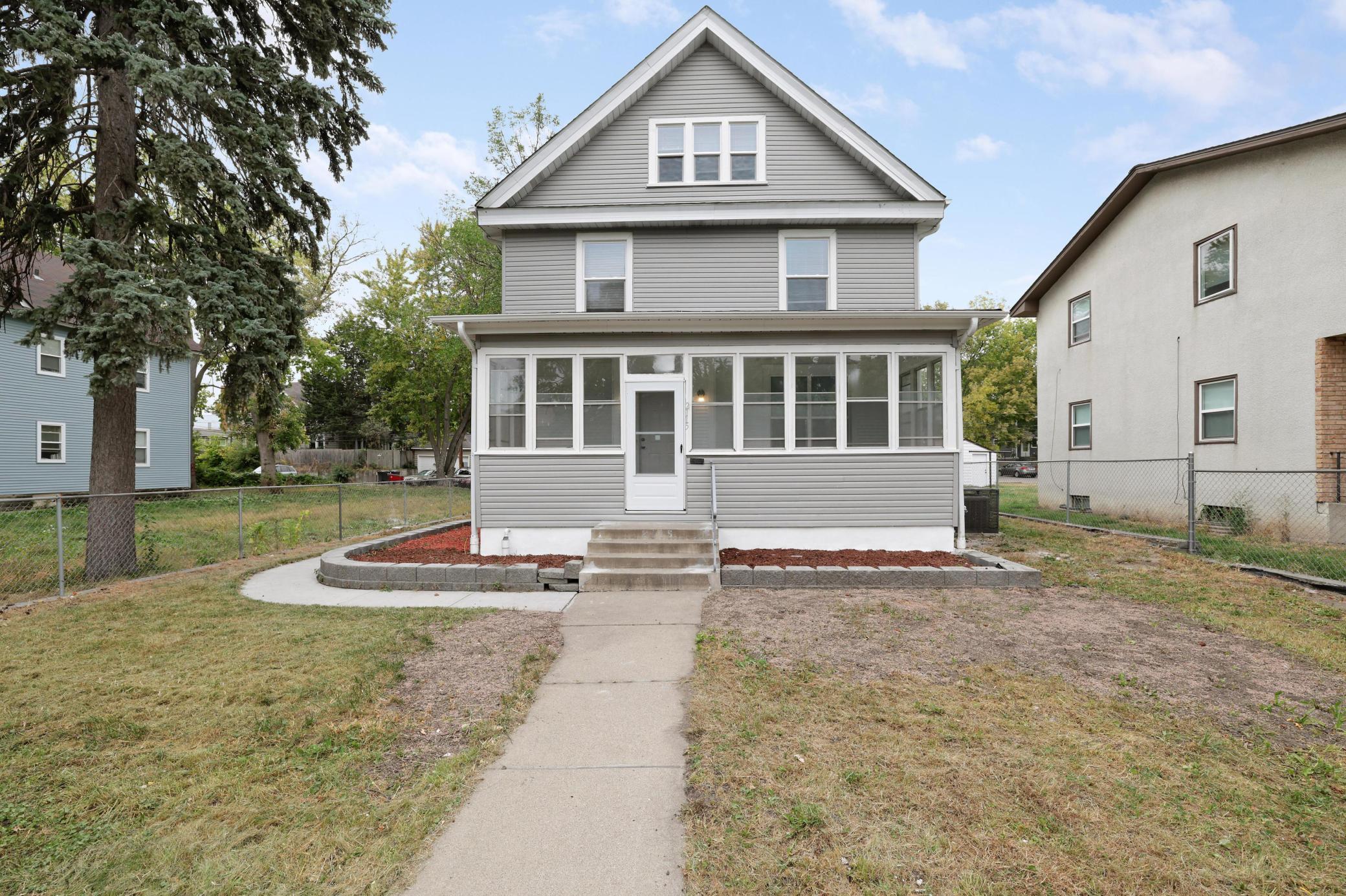 Emerson Ave, Minneapolis, MN 55411