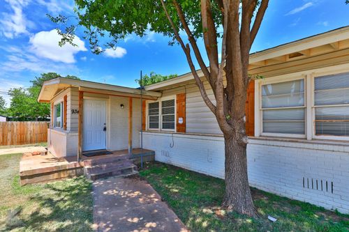 934 S Pioneer Dr, Abilene, TX, 79605-3741 | Card Image