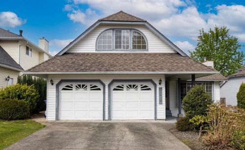 15929 88a Ave, Surrey, BC, V4N2X9 | Card Image