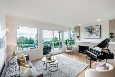 5 - 2206 Folkestone Way, Condo with 2 bedrooms, 2 bathrooms and 2 parking in West Vancouver BC | Image 1