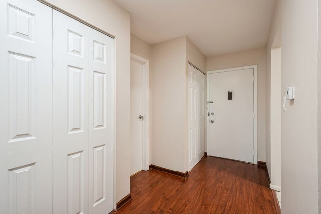 APT-412 - 8894 Knight Ave, Condo with 2 bedrooms, 2 bathrooms and 2 parking in Des Plaines IL | Image 4