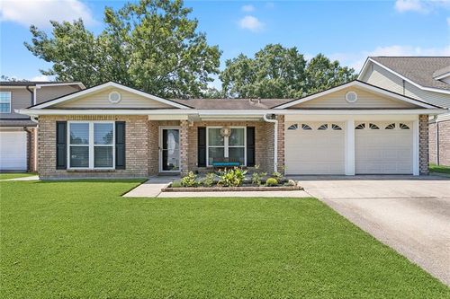 3744 Tara Dr, Destrehan, LA, 70047-5045 | Card Image
