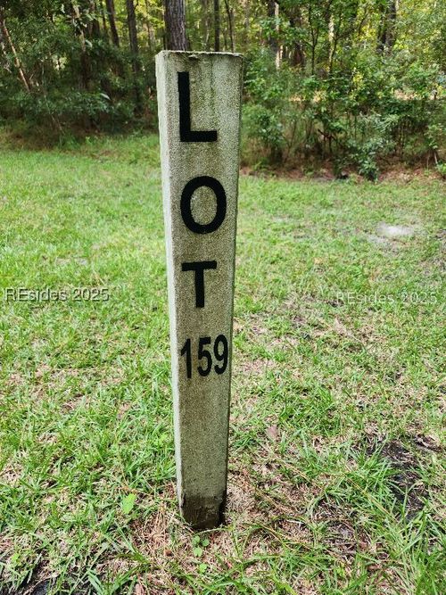 84 Barnaby Blf, Seabrook, SC, 29940-2314 | Card Image