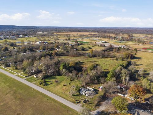 2721 E 61st St N, Tulsa, OK, 74130-1627 | Card Image