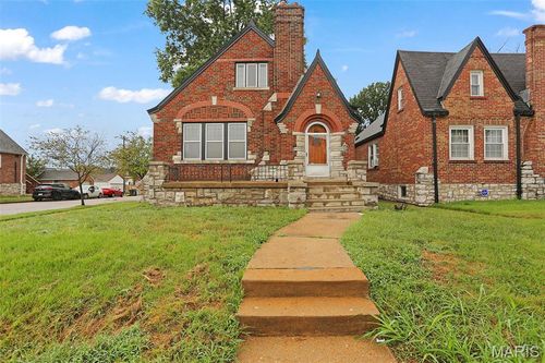 1600 Veronica Ave, Saint Louis, MO, 63147-1424 | Card Image